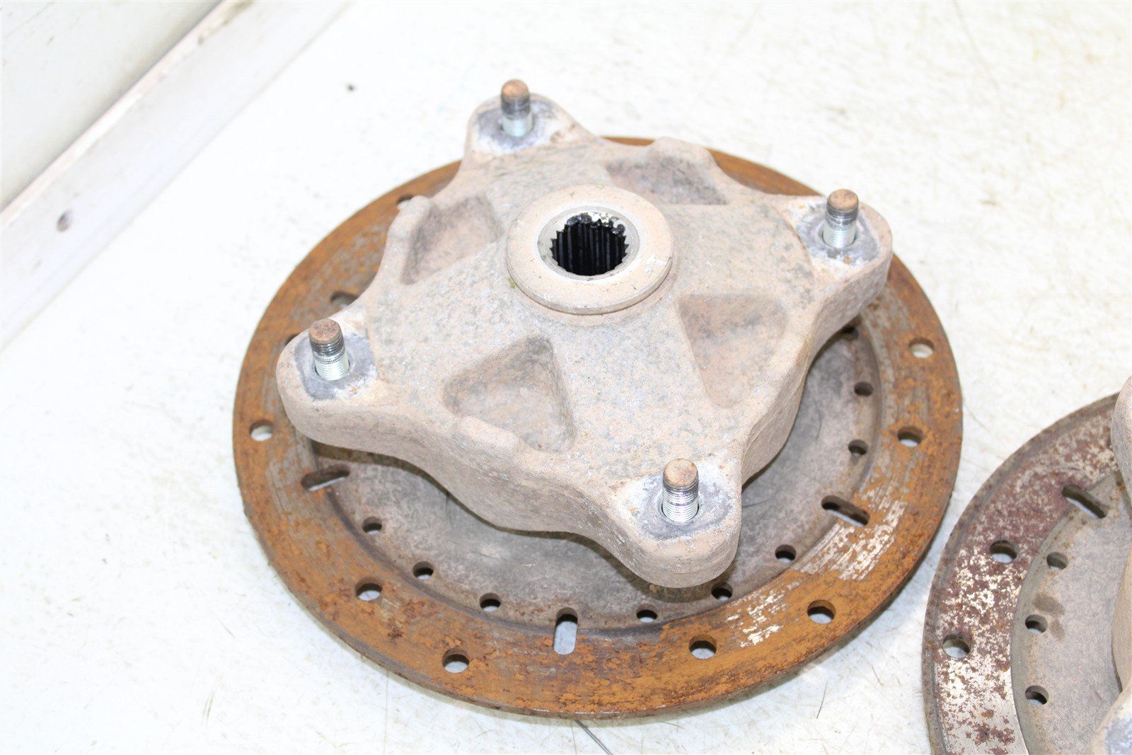 2005 Polaris Sportsman 400 4x4 Front Hubs Brake Rotors 34163