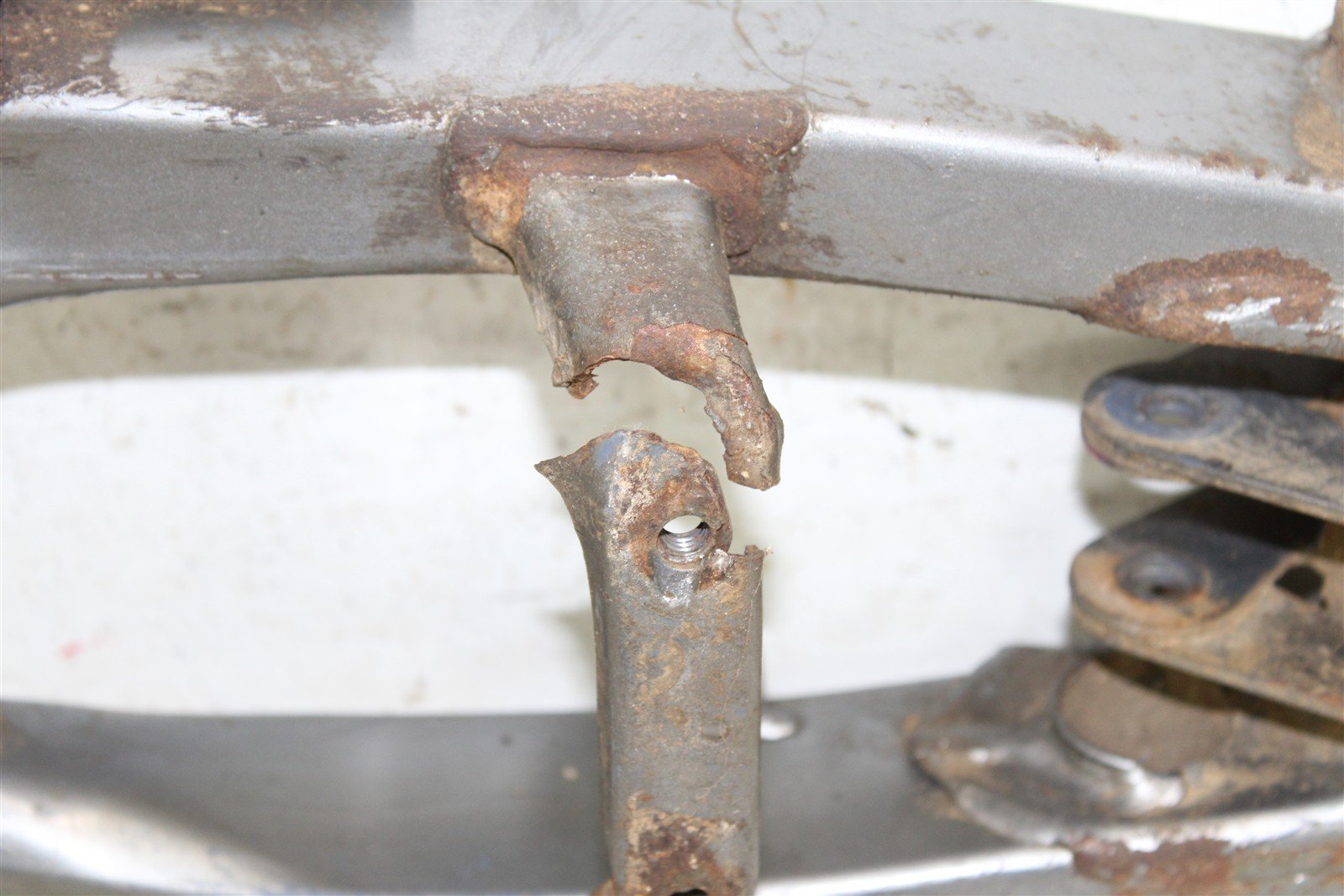 2000 Honda TRX 300EX Swing Arm 11115