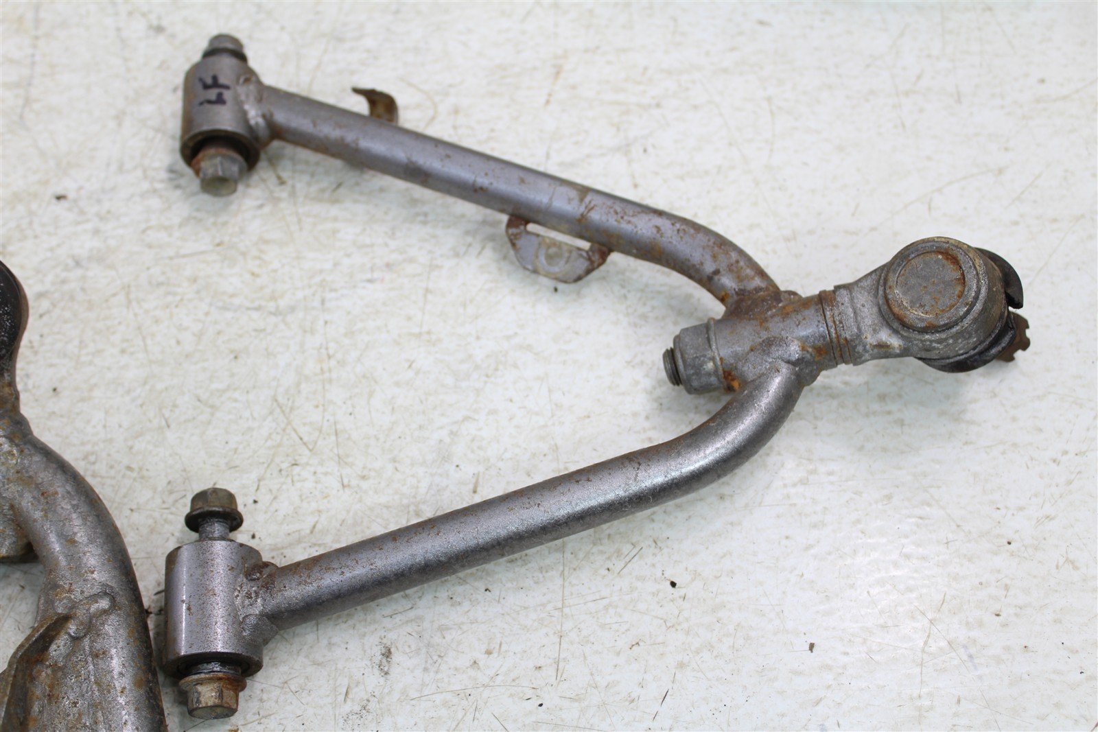 2000 Honda TRX 300EX Front Left Control A Arms Upper Lower 11115
