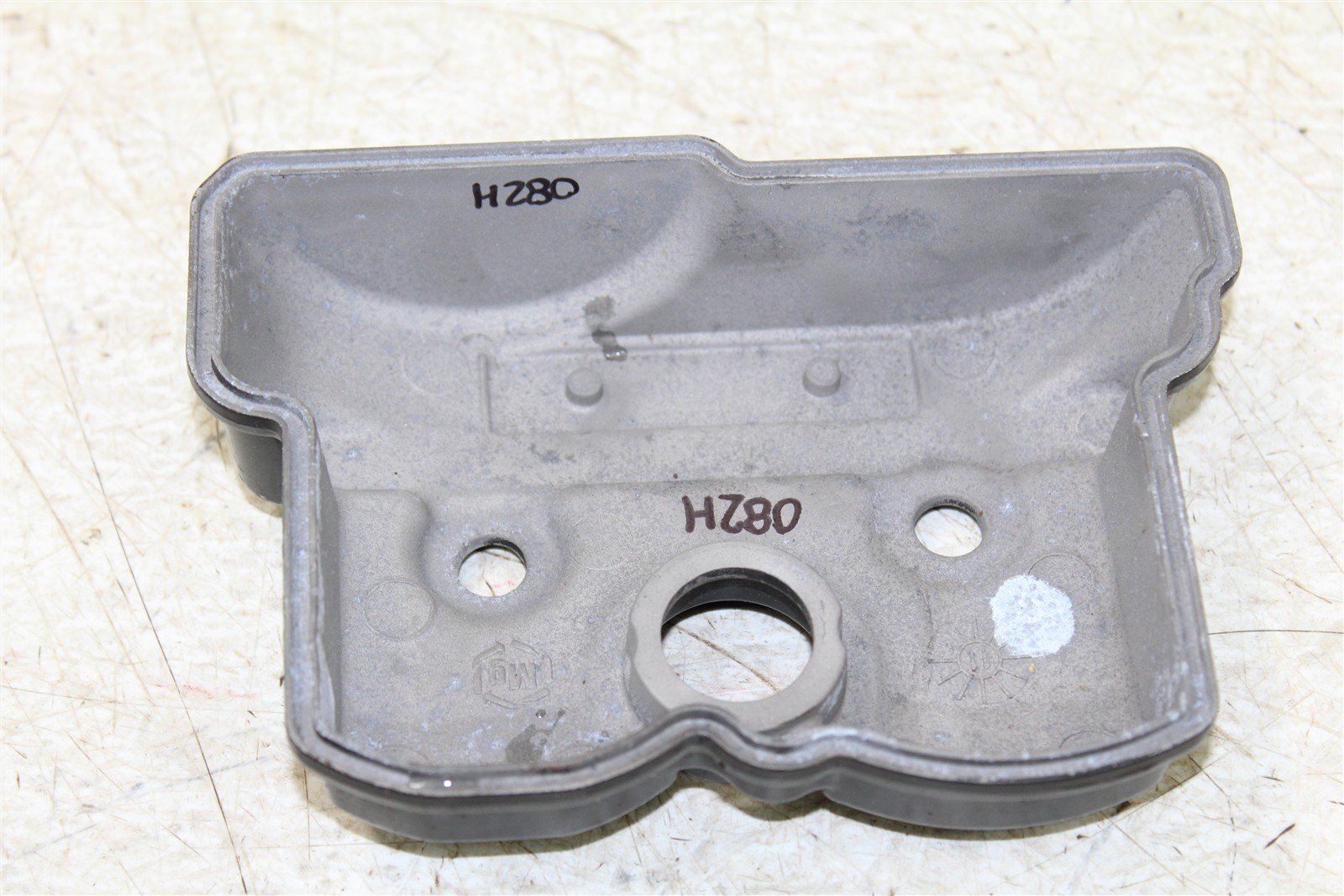 2012 Kawasaki KX 250F Cylinder Head Valve Cover 082H