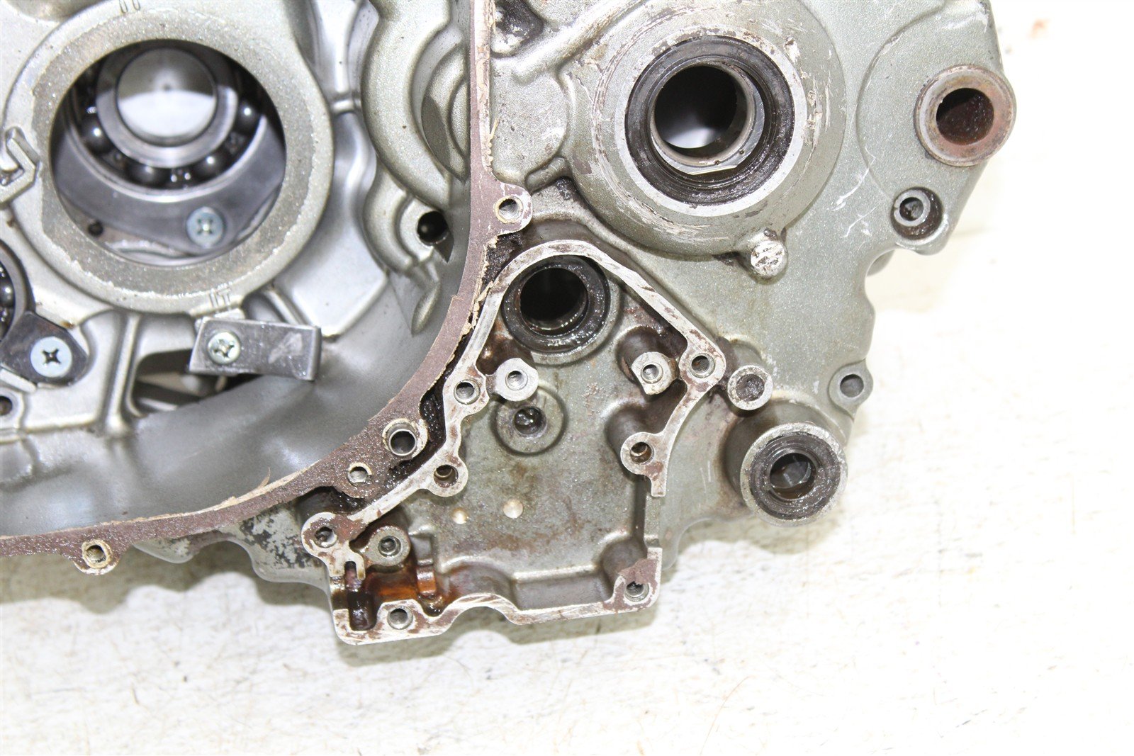 2002 Kawasaki Mojave 250 Engine Cases Crankcase Left Right 24061