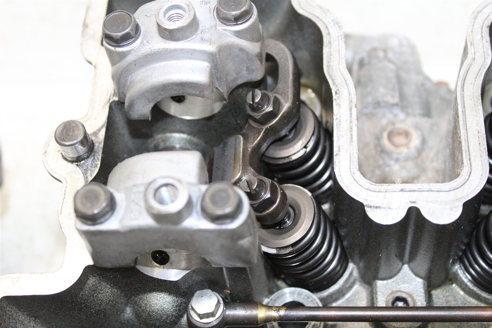 2002 Kawasaki Mojave 250 Cylinder Head Valve Cover Intake Exhaust 24061
