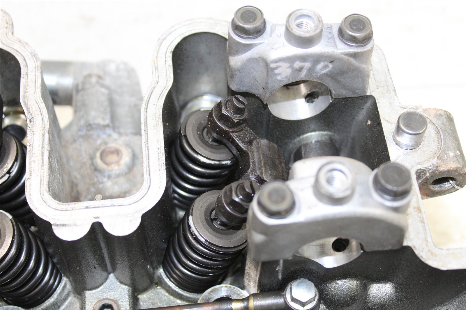 2002 Kawasaki Mojave 250 Cylinder Head Valve Cover Intake Exhaust 24061