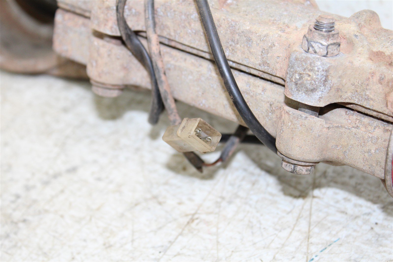 1997 Polaris Magnum 425 4x4 Left Front Shock Spring Absorber 34162