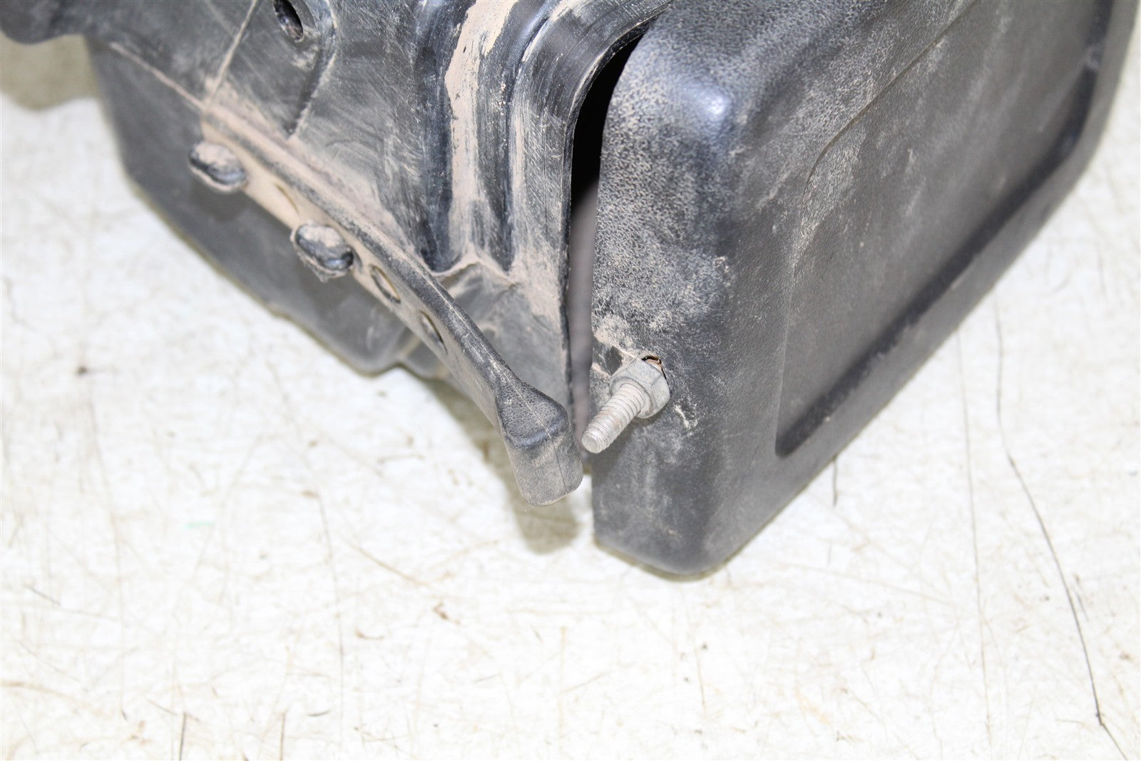 2004 Suzuki Eiger 400 4x4 Rear Storage Tool Box Container 43058