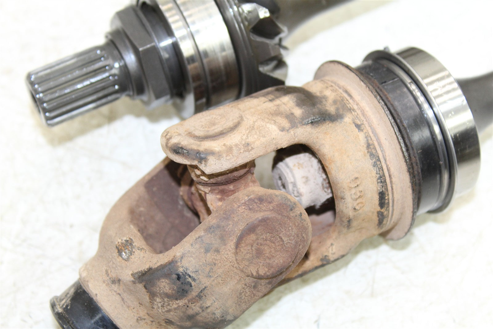 2004 Suzuki Eiger 400 4x4 Center Middle Drive Shaft Assembly w/ Bevel Gear 43058