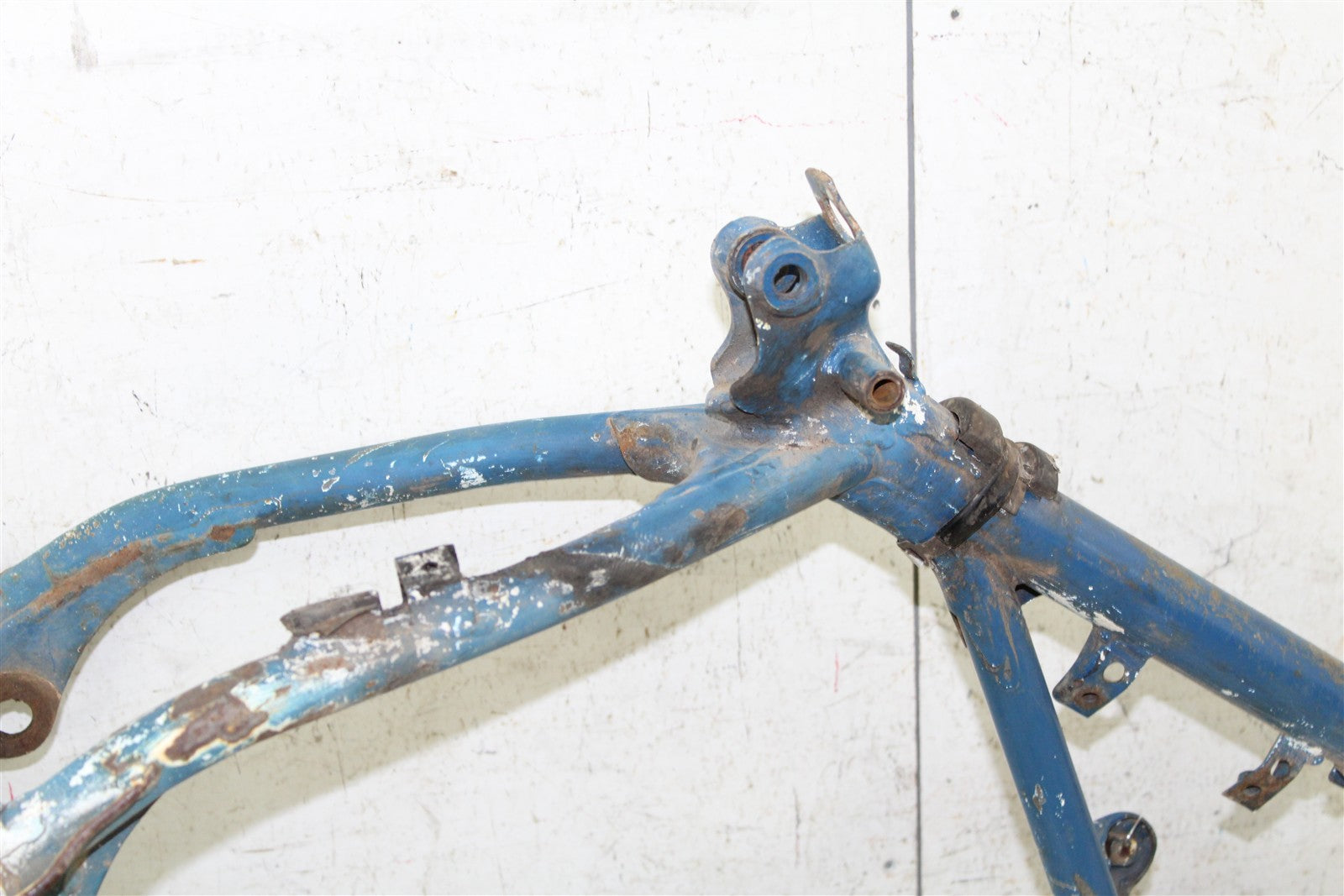 1990 Honda CR 80R Main Frame Chassis BOS 15078