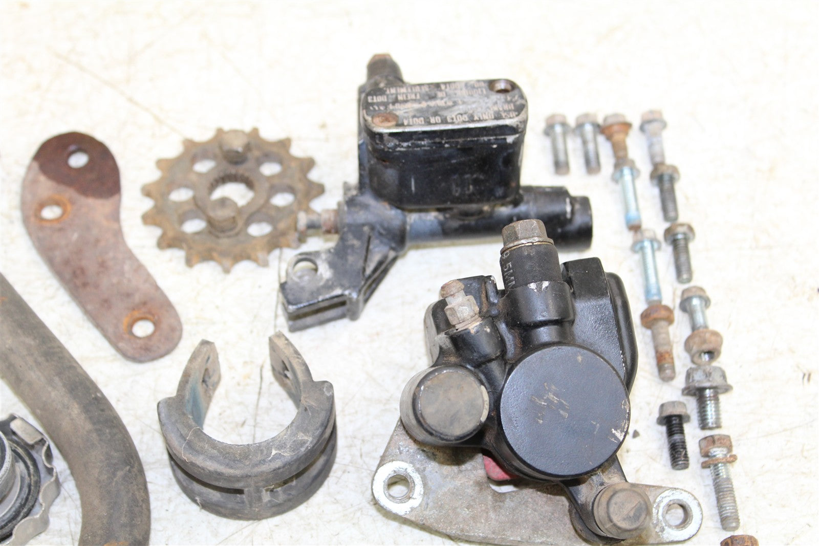 1990 Honda CR 80R Chassis Bolt Kit Hardware Radiator Hose Sprocket 15078