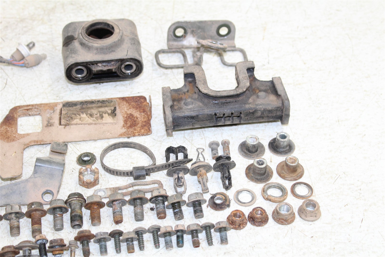 2003 Suzuki Ozark 250 Chassis Bolt Kit Hardware Wire Bracket Clamp 43059