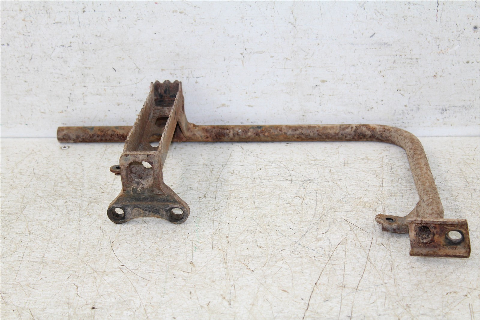 2003 Suzuki Ozark 250 Foot Pegs Rests Set Left Right 43059