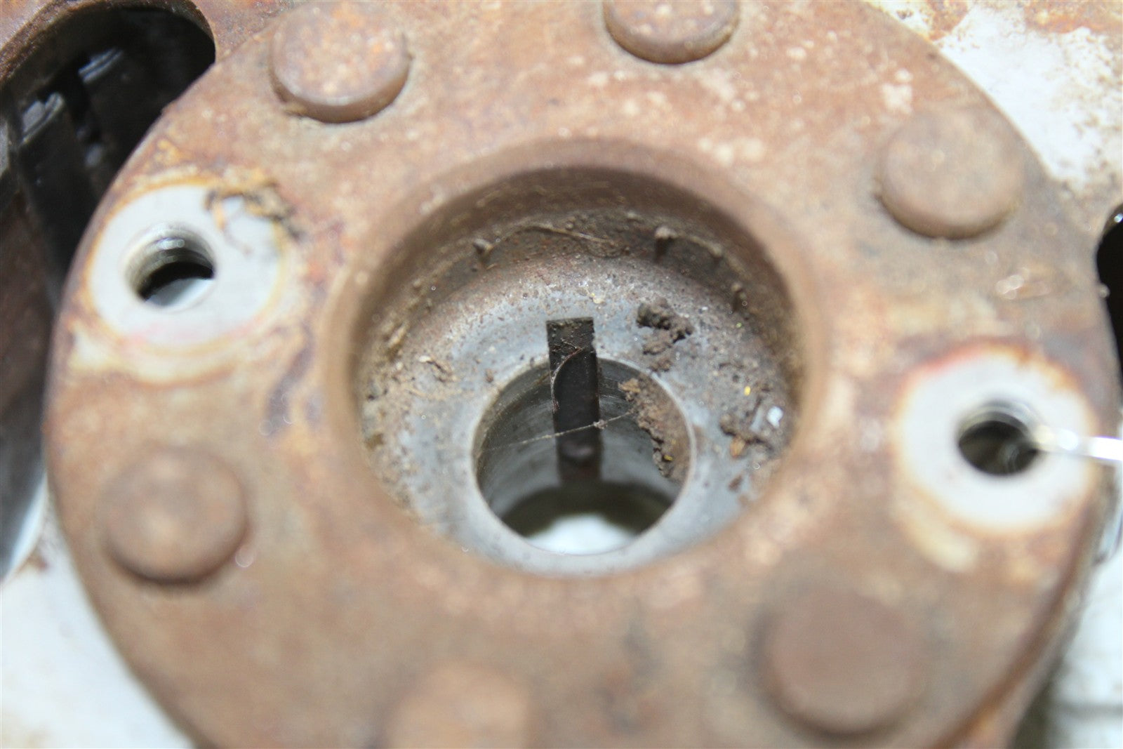 1996 Suzuki Quadsport LT 80 Flywheel Magneto 43060