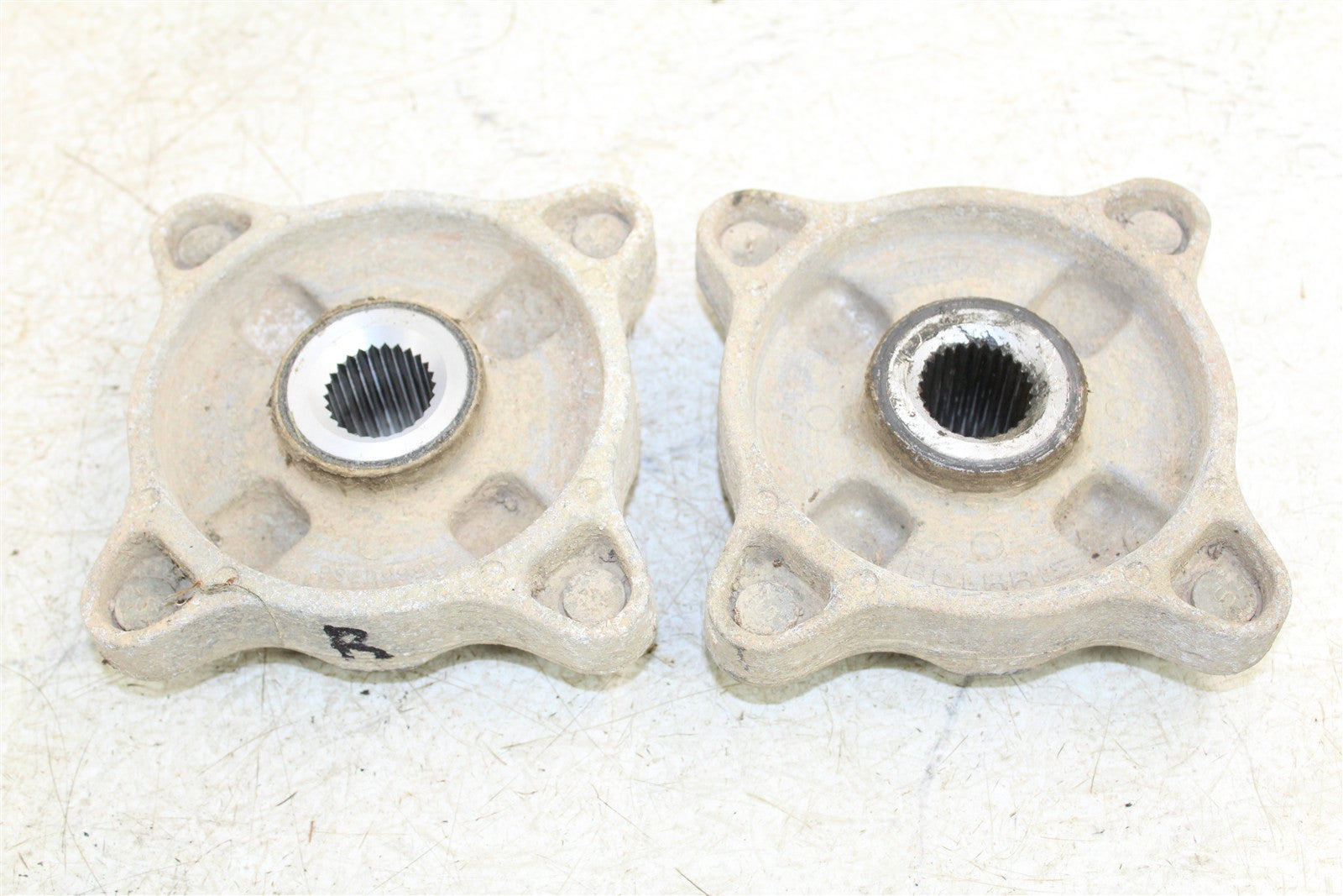 2002 Polaris Sportsman 500 Rear Hubs Wheel Mounts 34164