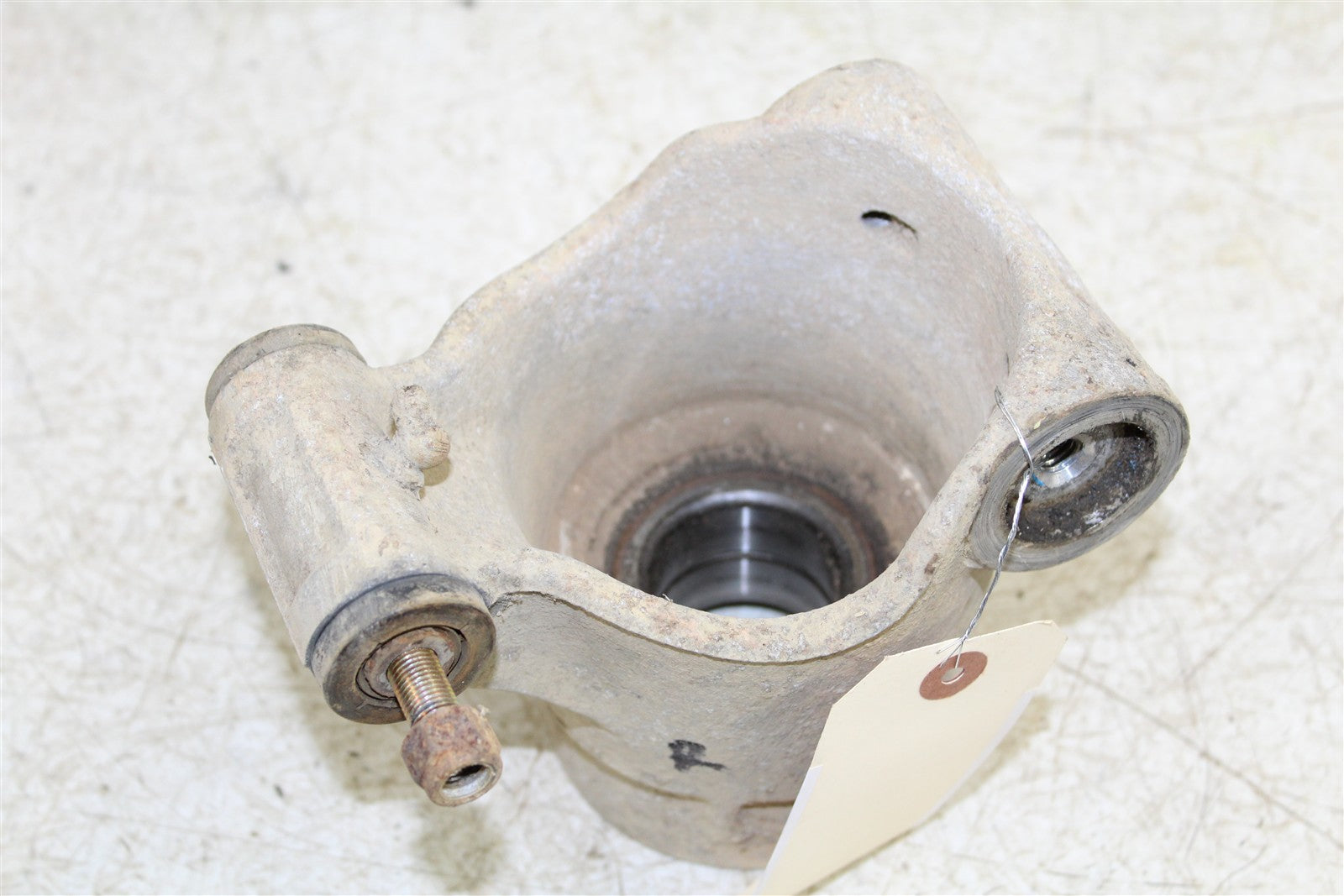 2002 Polaris Sportsman 500 Rear Knuckle Control Arm Mount Left Right 34164