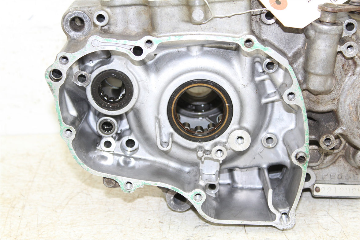 2004 Honda CRF 450R Engine Cases Crankcase Motor Left Right 50127