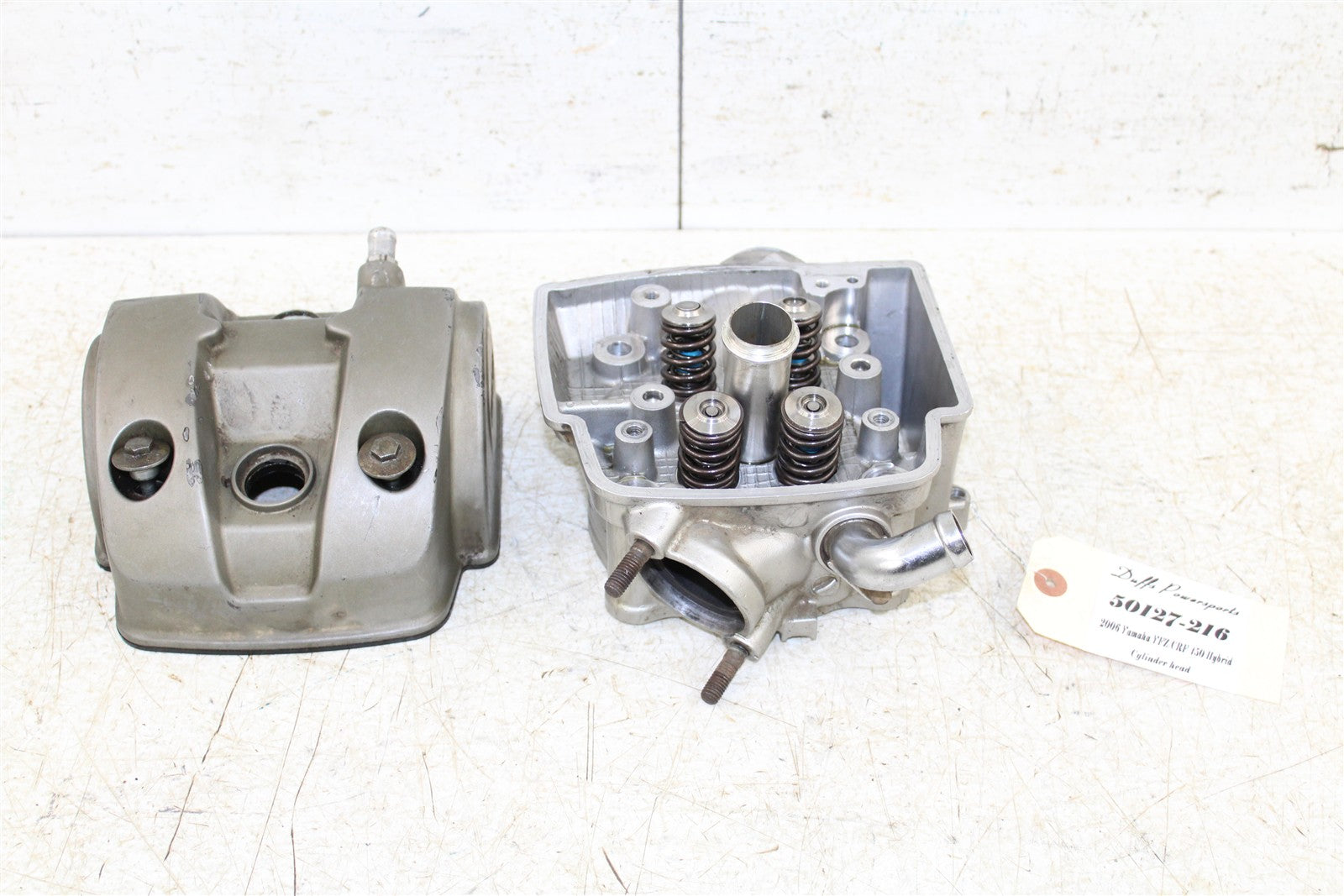 2004 Honda CRF 450R Cylinder Head Valve Cover 50127