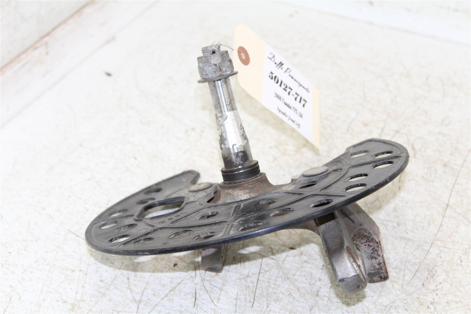 2006 Yamaha YFZ 450 Front Left Spindle Knuckle 50127