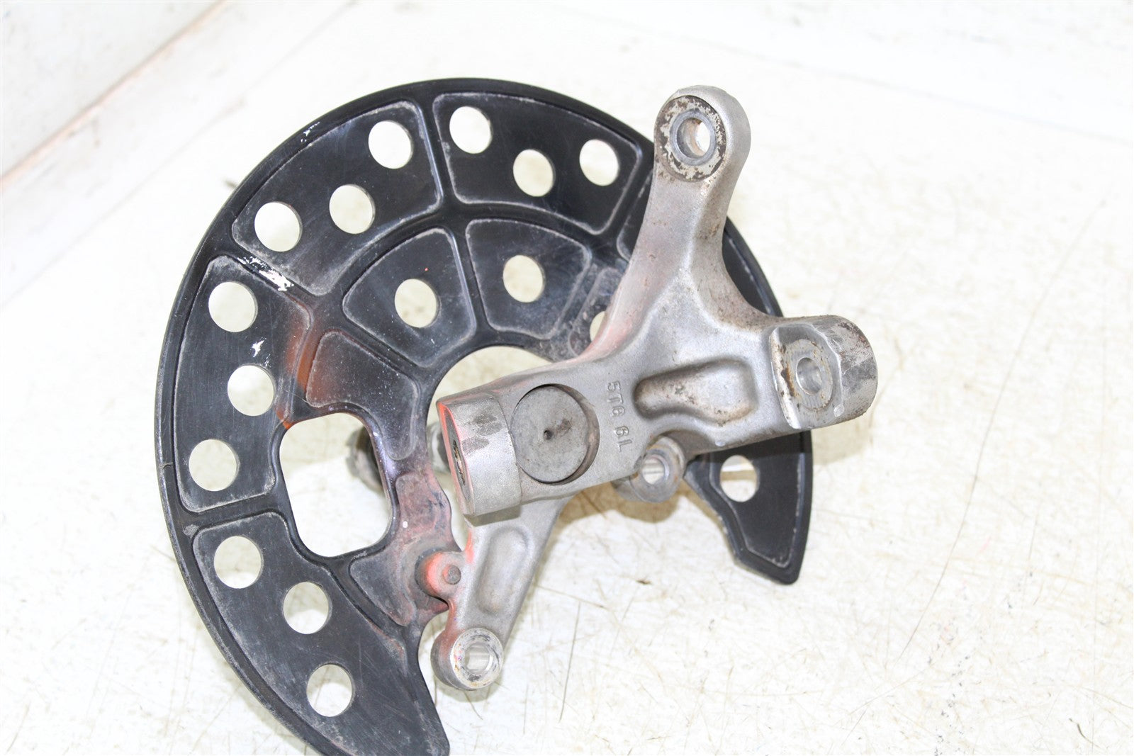 2006 Yamaha YFZ 450 Front Left Spindle Knuckle 50127