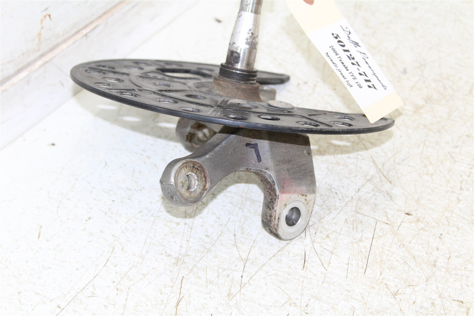 2006 Yamaha YFZ 450 Front Left Spindle Knuckle 50127