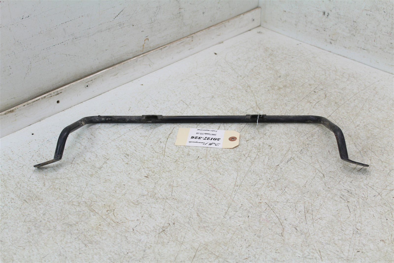2006 Yamaha YFZ 450 Front Fender Support Mounts Brackets 50127