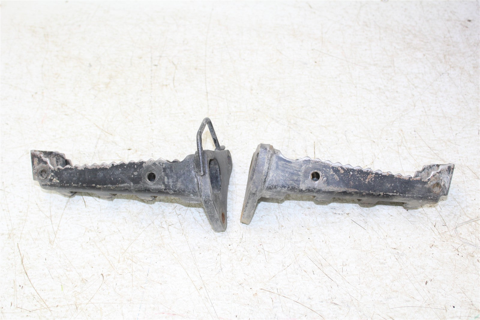 2006 Yamaha YFZ 450 Foot Pegs Rests Set Left Right 50127