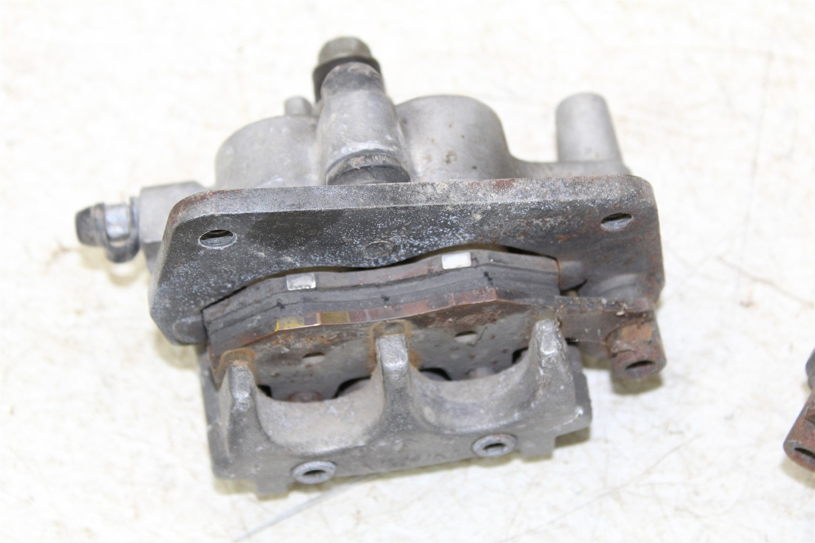 2006 Yamaha YFZ 450 Front Brake Calipers Set Left Right 50127