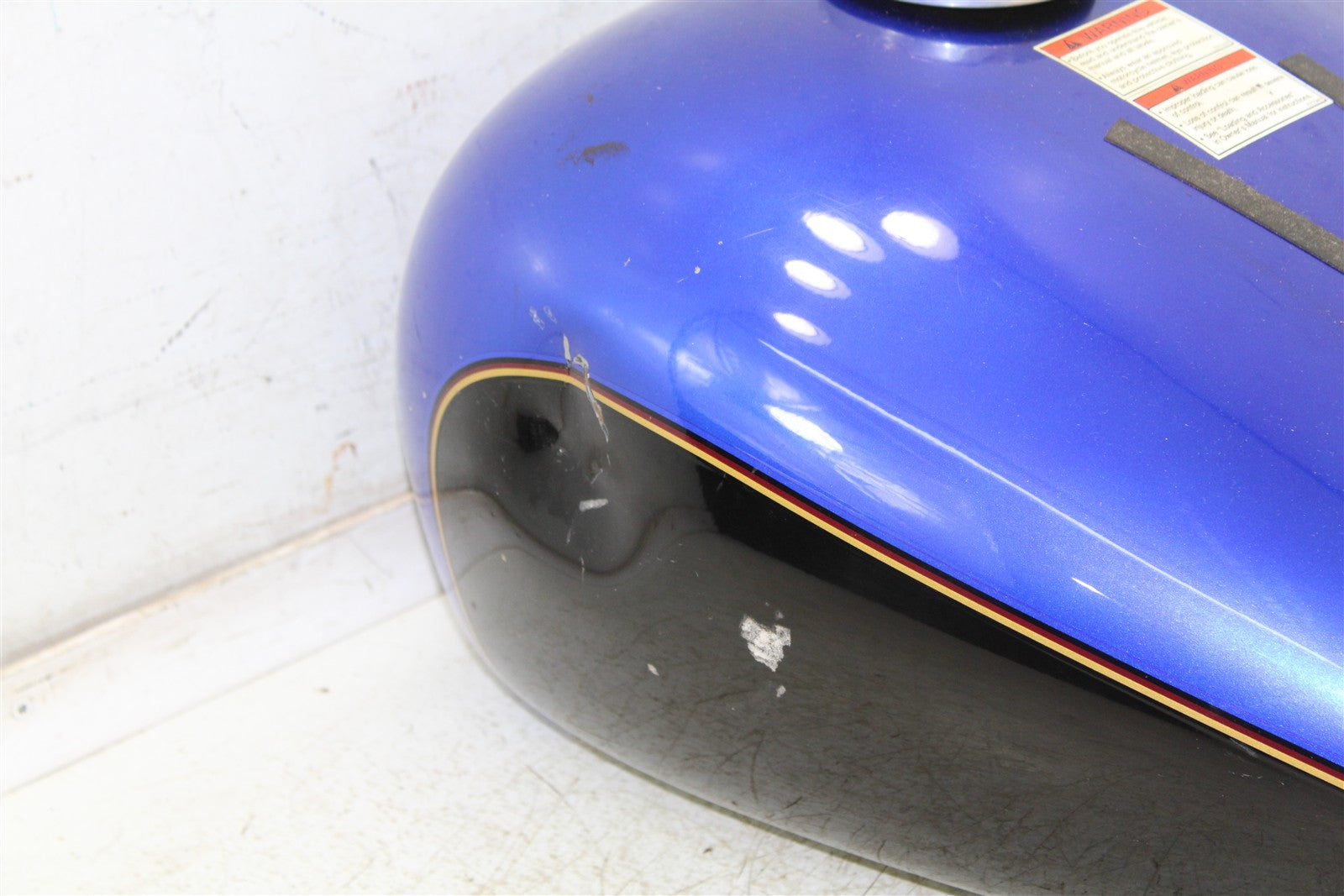 1999 Victory Motorcycle V92C Gas Fuel Tank 49900