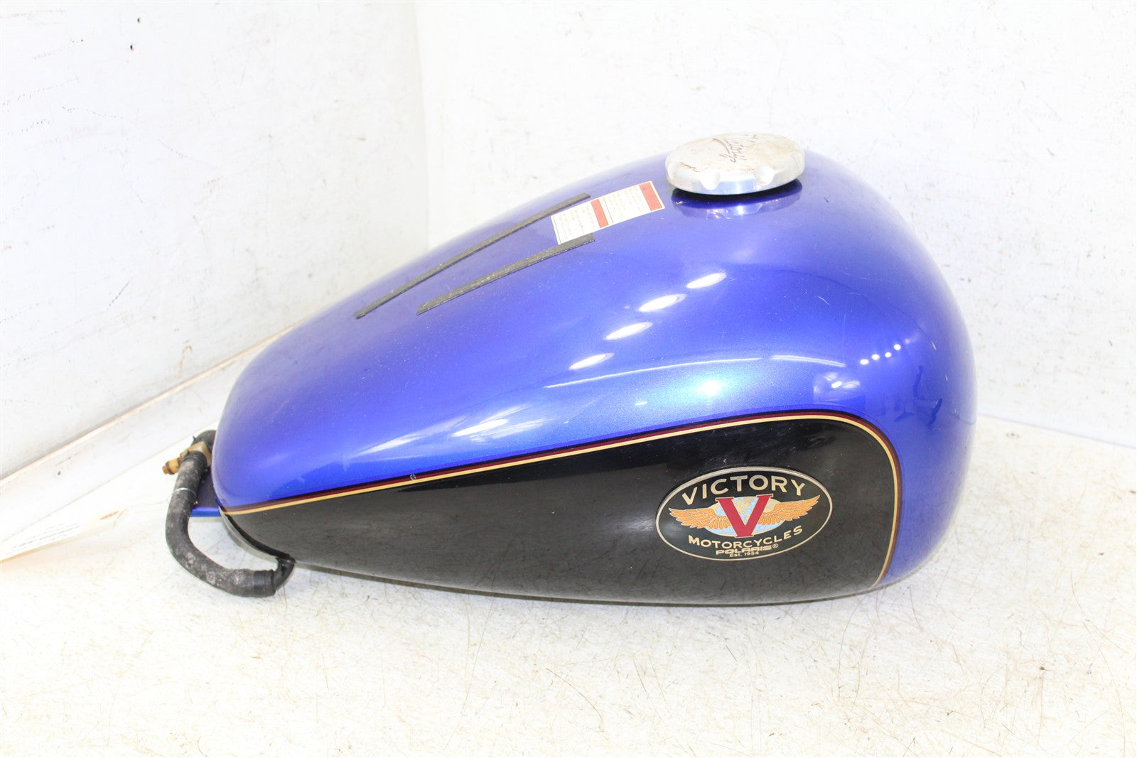1999 Victory Motorcycle V92C Gas Fuel Tank 49900