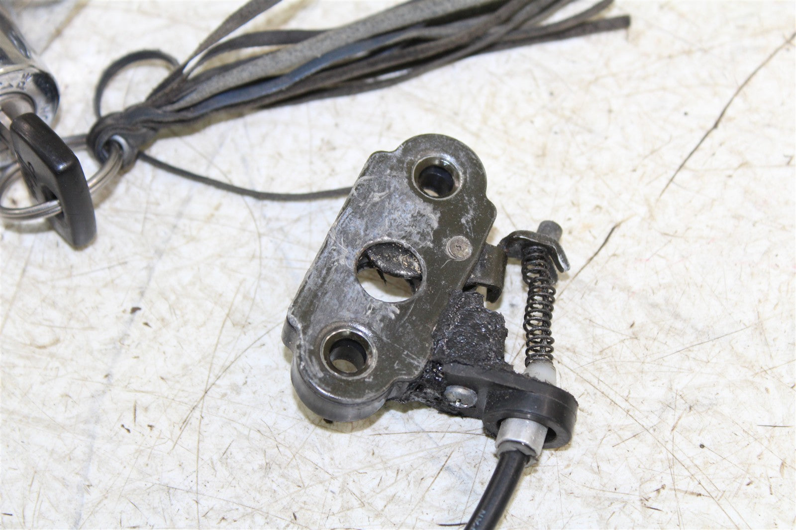 1999 Victory Motorcycle V92C Key Switch Ignition Lock Set Seat Latch 49900