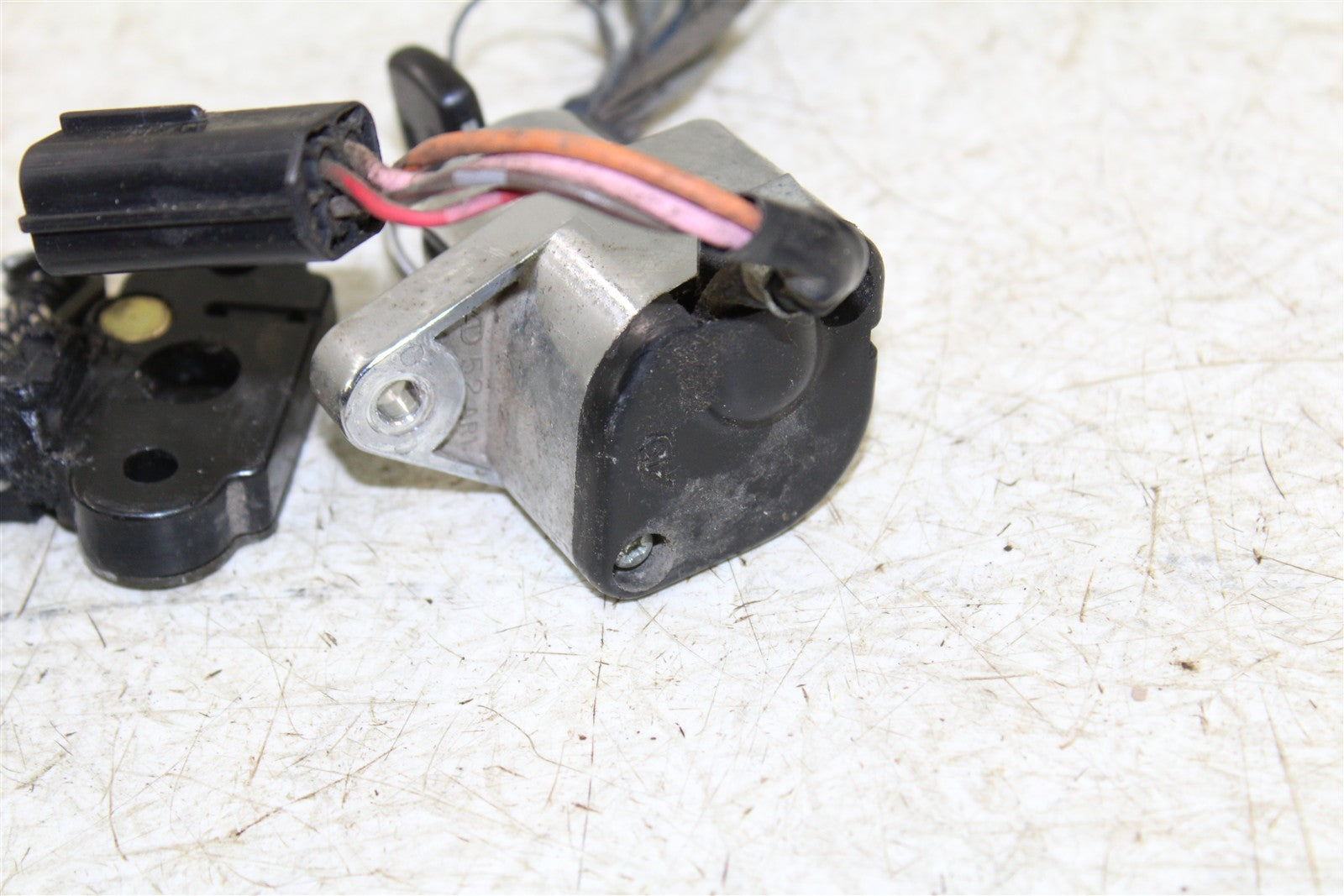 1999 Victory Motorcycle V92C Key Switch Ignition Lock Set Seat Latch 49900
