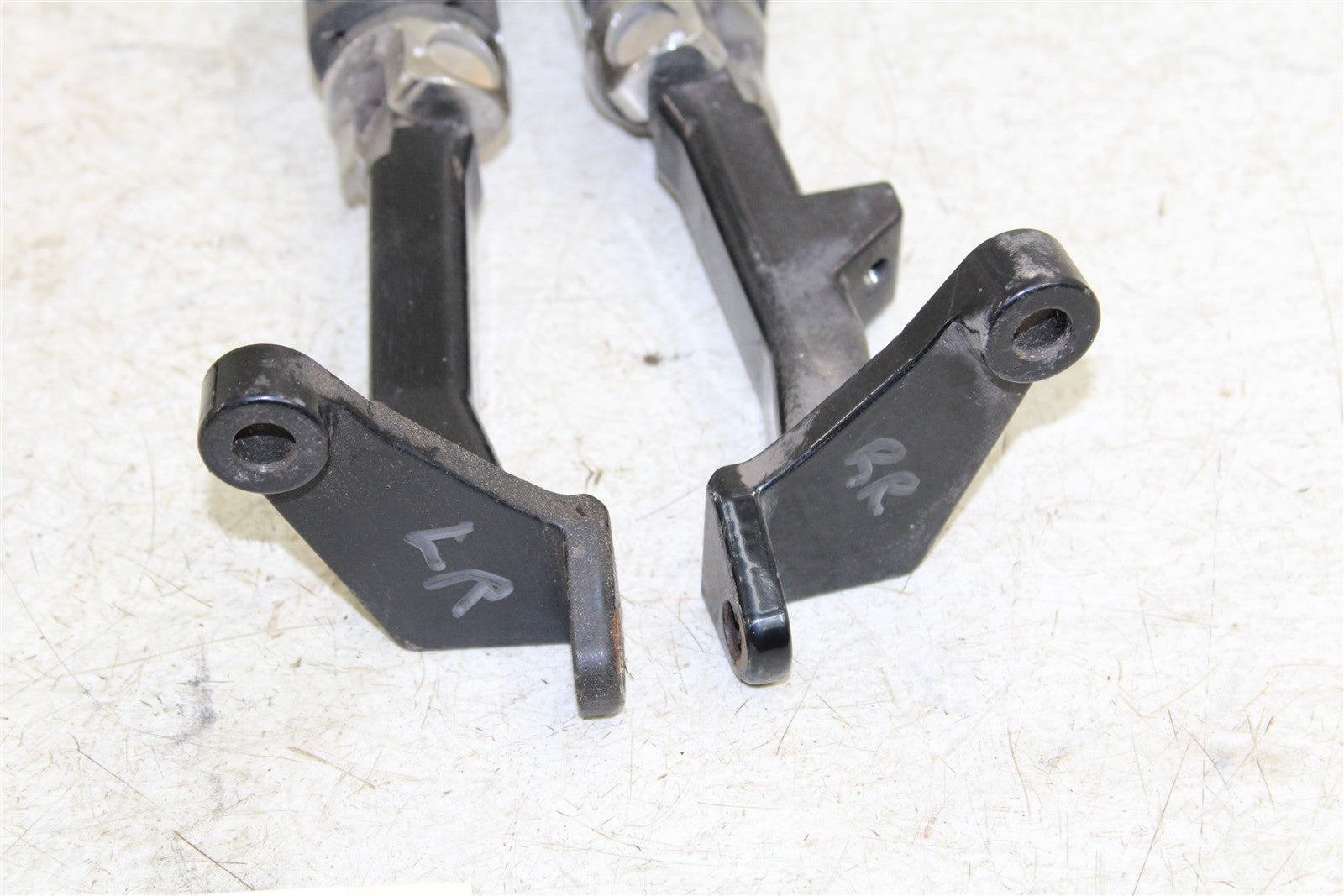 1999 Victory Motorcycle V92C Passenger Foot Rest Pegs Set 49900