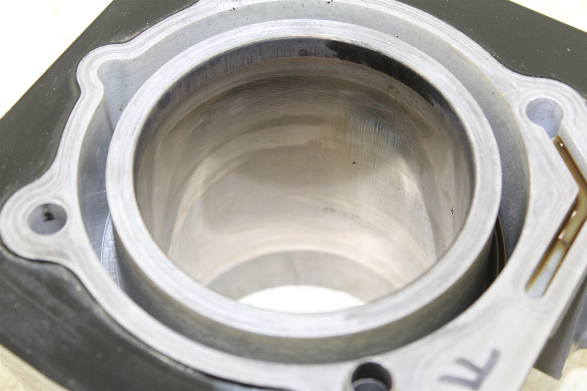 1999 Victory Motorcycle V92C Front Cylinder Jug w/ Piston 49900
