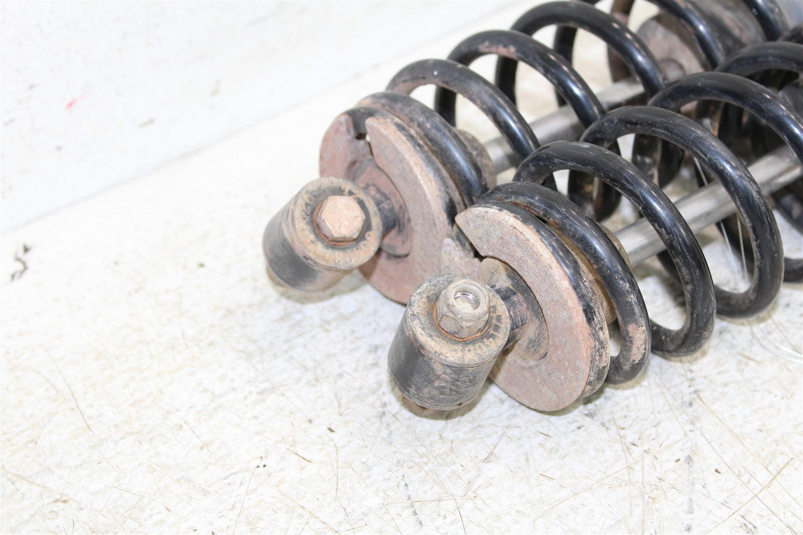 2002 Polaris Sportsman 700 4x4 Rear Shocks Spring Absorber Left Right 34165