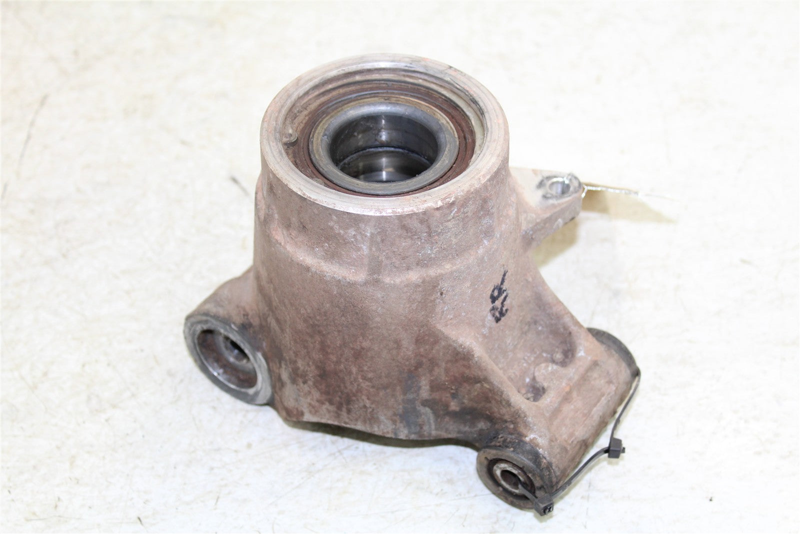 2002 Polaris Sportsman 700 4x4 Rear Knuckle Control Arm Mount Left Right 34165
