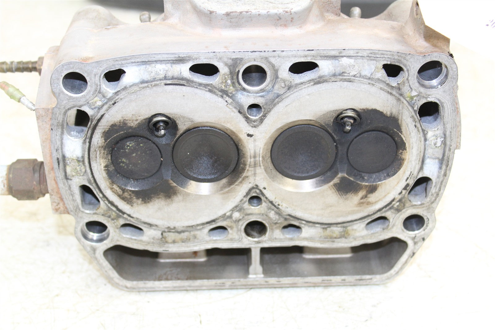 2002 Polaris Sportsman 700 4x4 Cylinder Head Intake Exhaust 34165