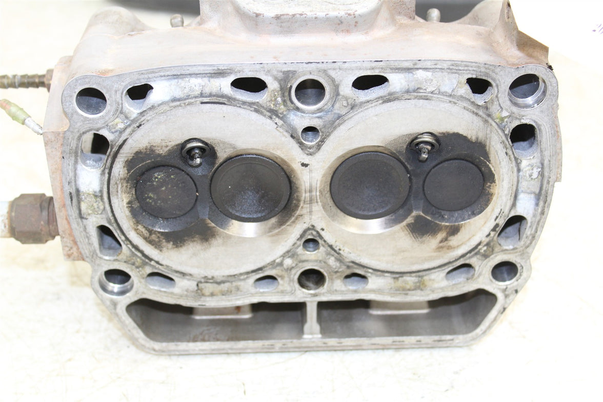 2002 Polaris Sportsman 700 4x4 Cylinder Head Intake Exhaust 34165