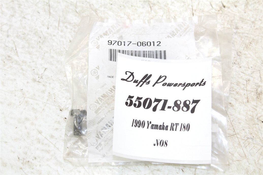 NOS Genuine Yamaha Front Sprocket Holder Bolts 97017-06012 QTY:2 NEW 55071
