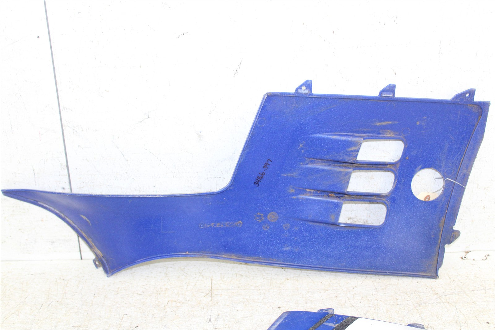 2004 Polaris Sportsman 500 4x4 Gas Tank Shroud Fenders Left Right 34166