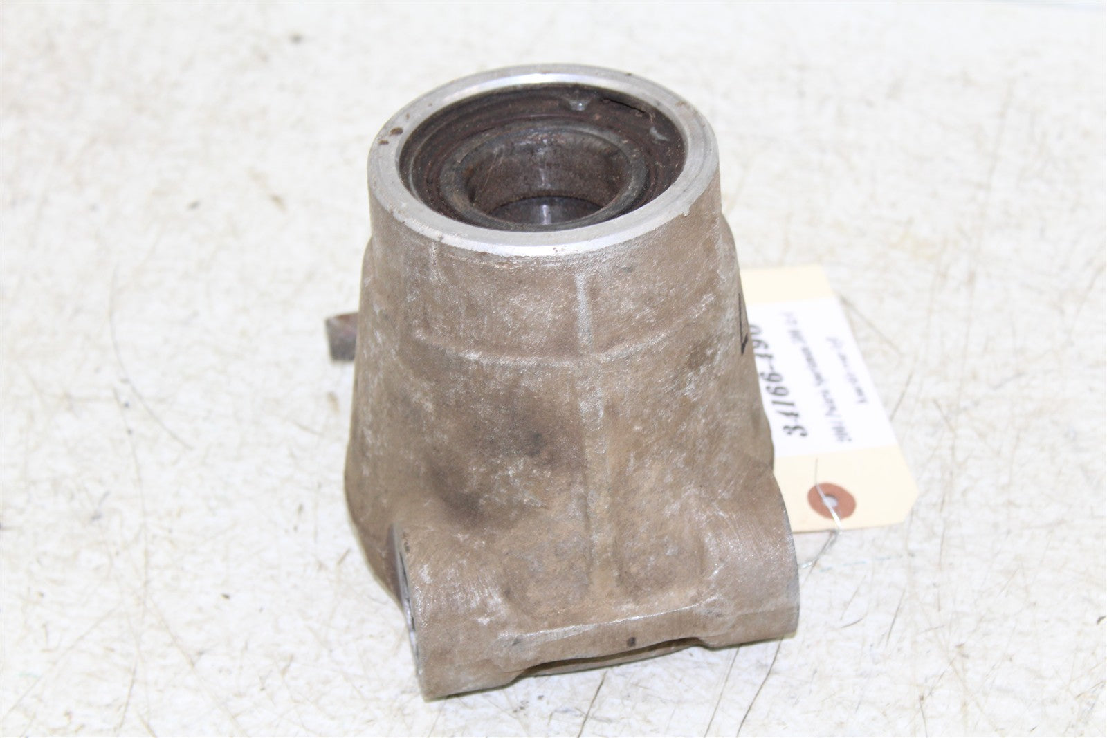 2004 Polaris Sportsman 500 4x4 Rear Left Knuckle Control Arm Mount 34166