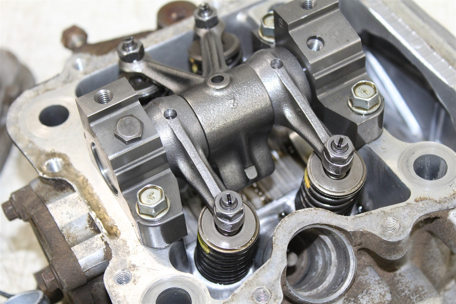 2004 Polaris Sportsman 500 4x4 Cylinder Head Valve Cover w/ Rocker Arms 34166