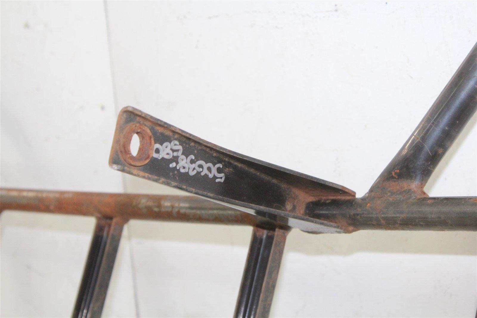 1998 Yamaha Grizzly 600 Rear Rack Mount Guard