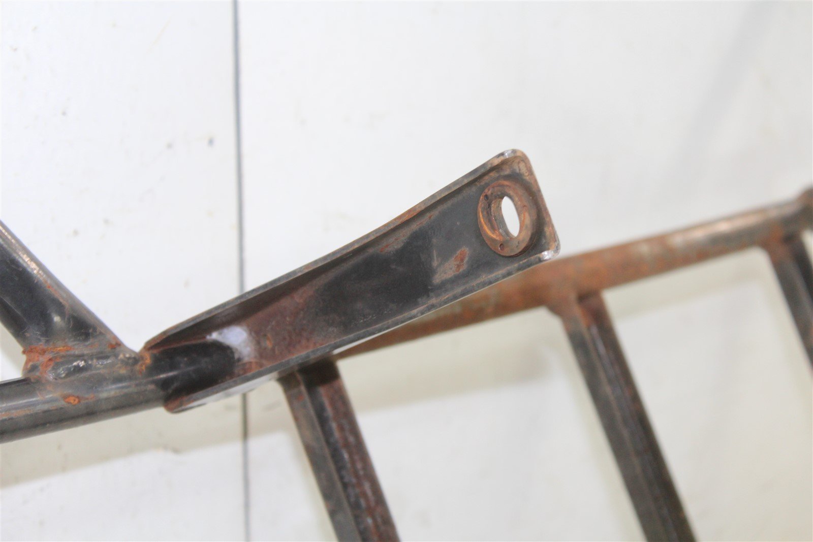 1998 Yamaha Grizzly 600 Rear Rack Mount Guard