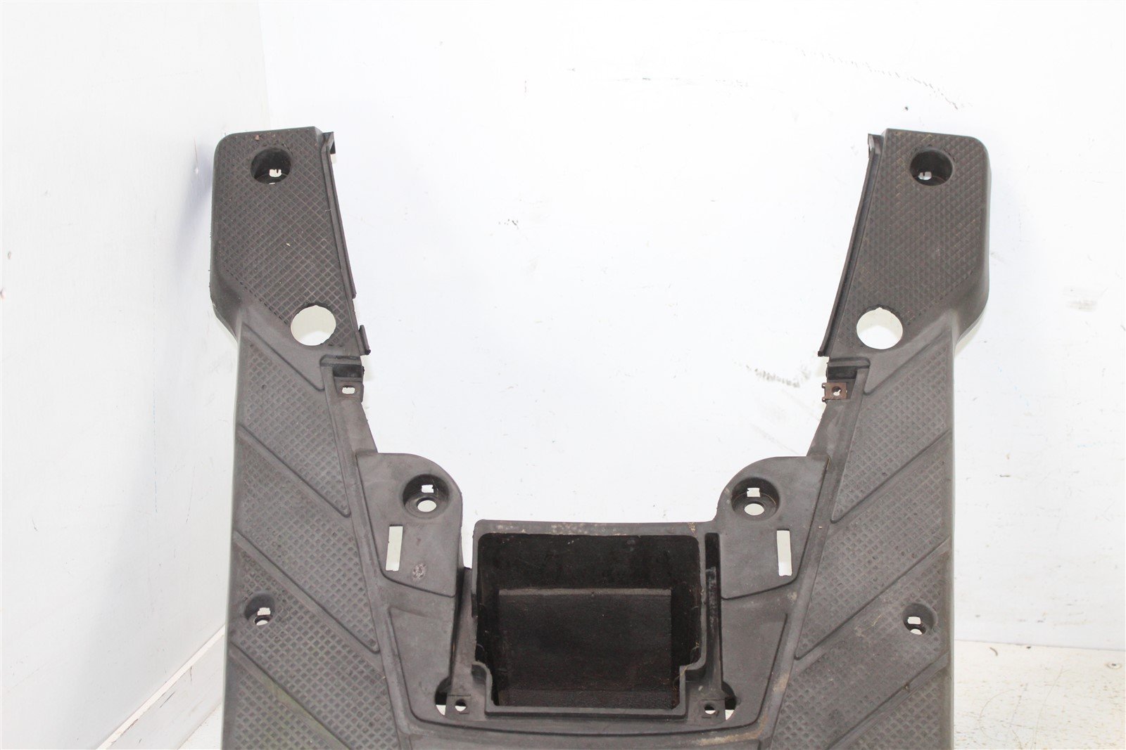 2005 Yamaha Zuma 50 Floor Pan