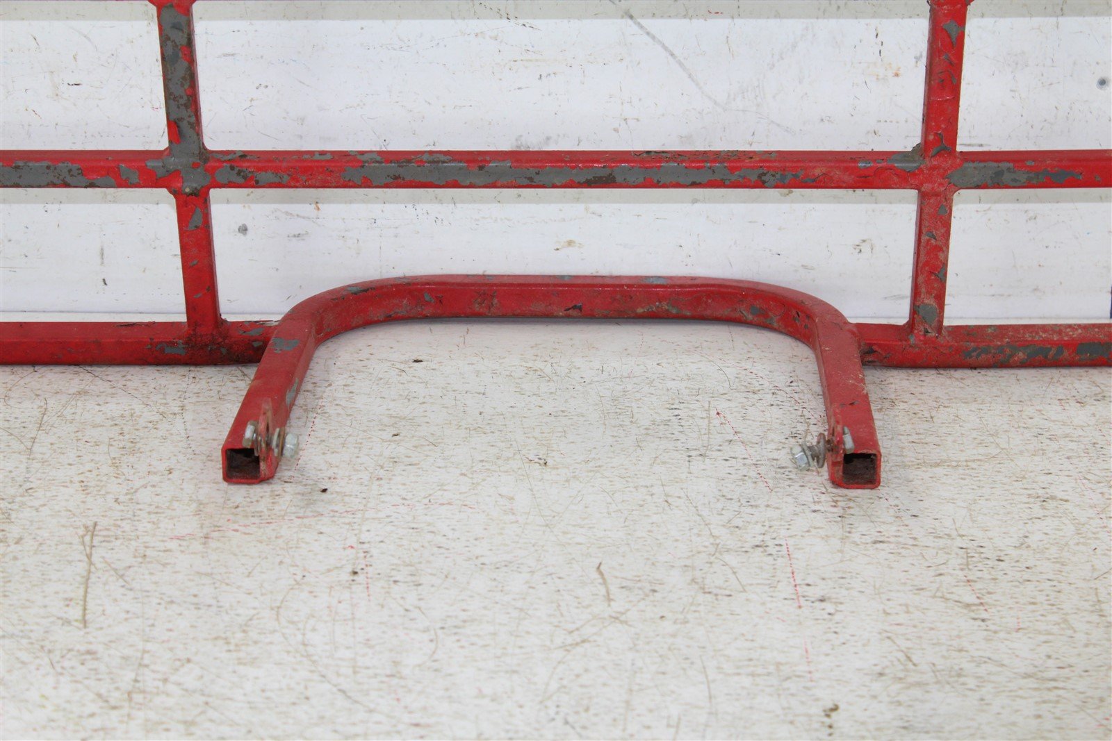 1992 Polaris Trailboss 350L 4x4 Rear Rack Mount Guard