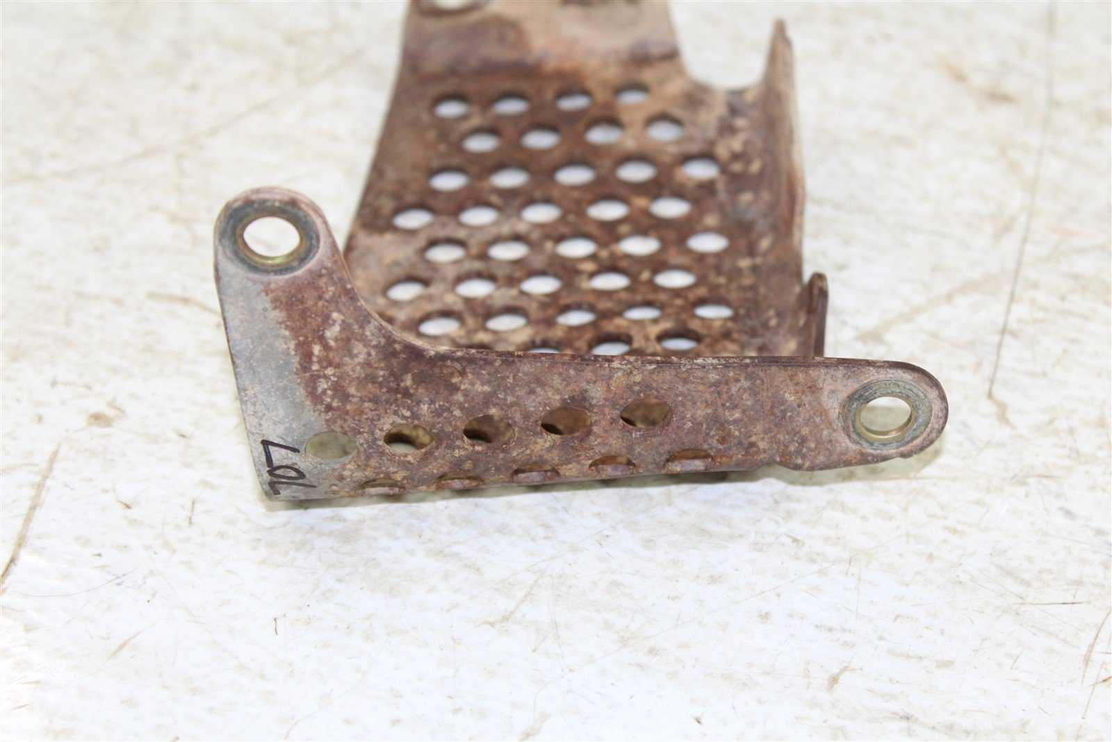 2002 Yamaha TTR 90 Skid Plate Engine Guard Splash Guard