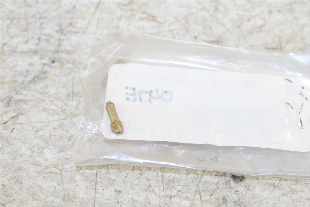 NOS Genuine Yamaha Pilot Jet #30 1986-1990 FZ600 YX600 NEW 4G0-14142-30-00 QTY:1