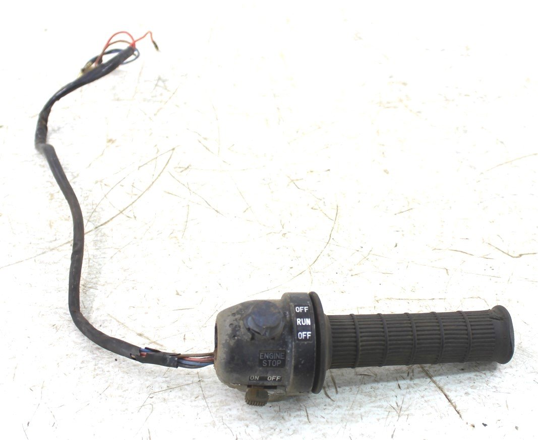 1975 Yamaha RD250 Throttle Housing Tube On Off Switch