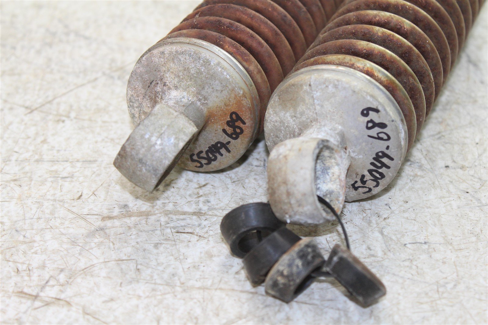 1975 Yamaha RD250 Rear Shocks Suspension Spring Absorbers