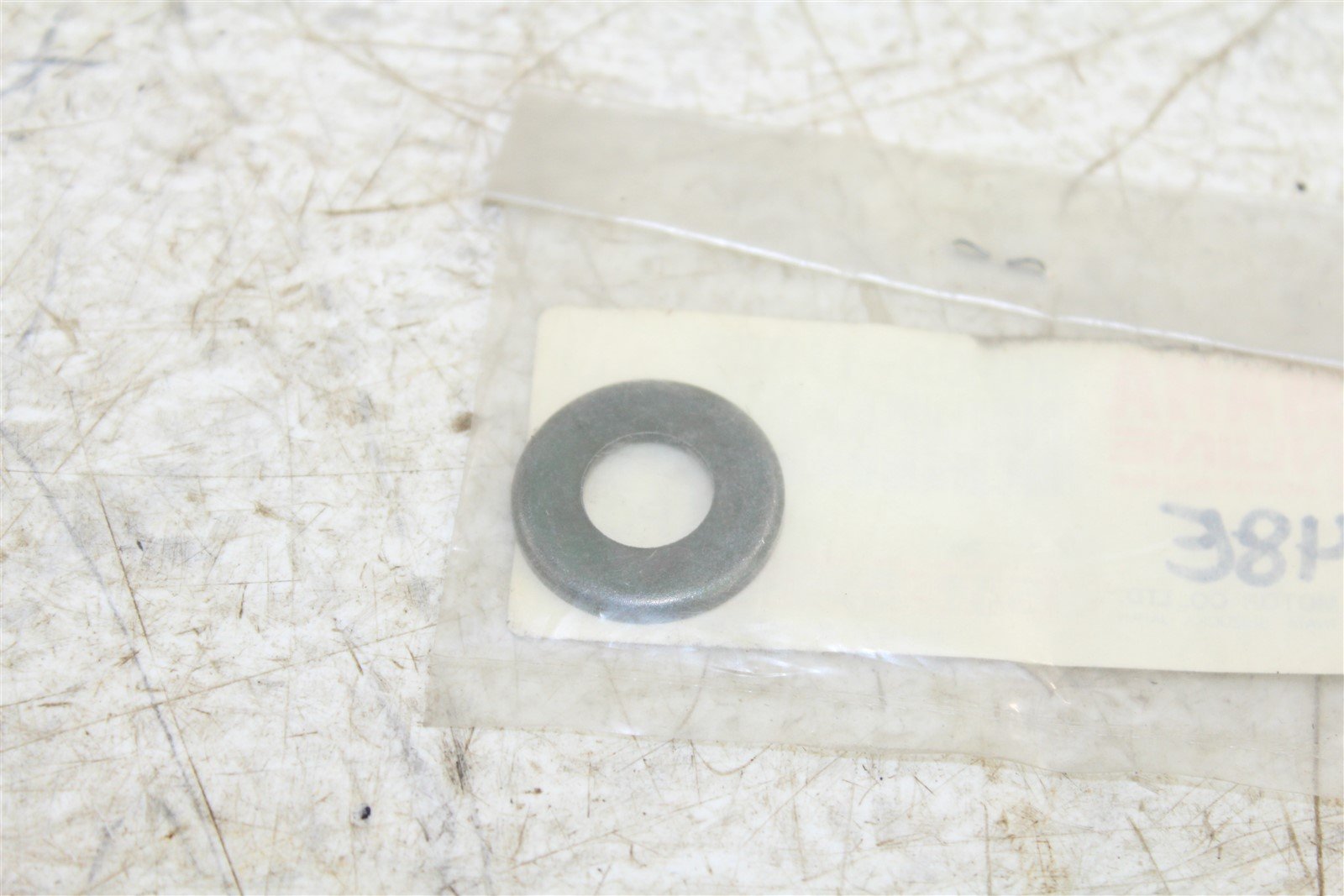 NOS Genuine Yamaha Cupped Washer FJ FZ FZR 90209-11262 NEW