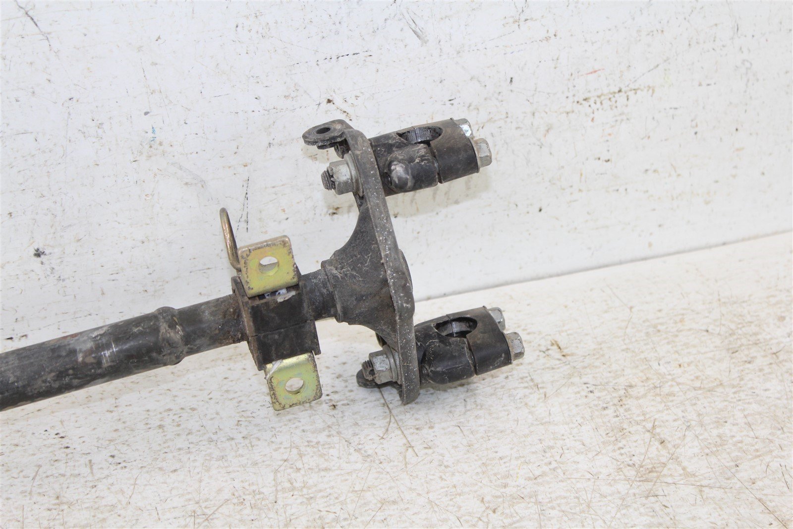 1985 Yamaha Moto 4 200 Steering Stem Shaft w/ Tie Rods