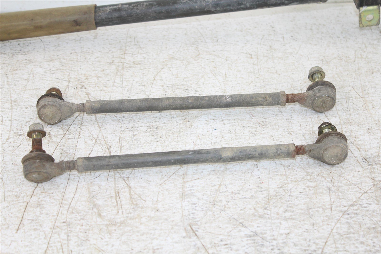 1985 Yamaha Moto 4 200 Steering Stem Shaft w/ Tie Rods